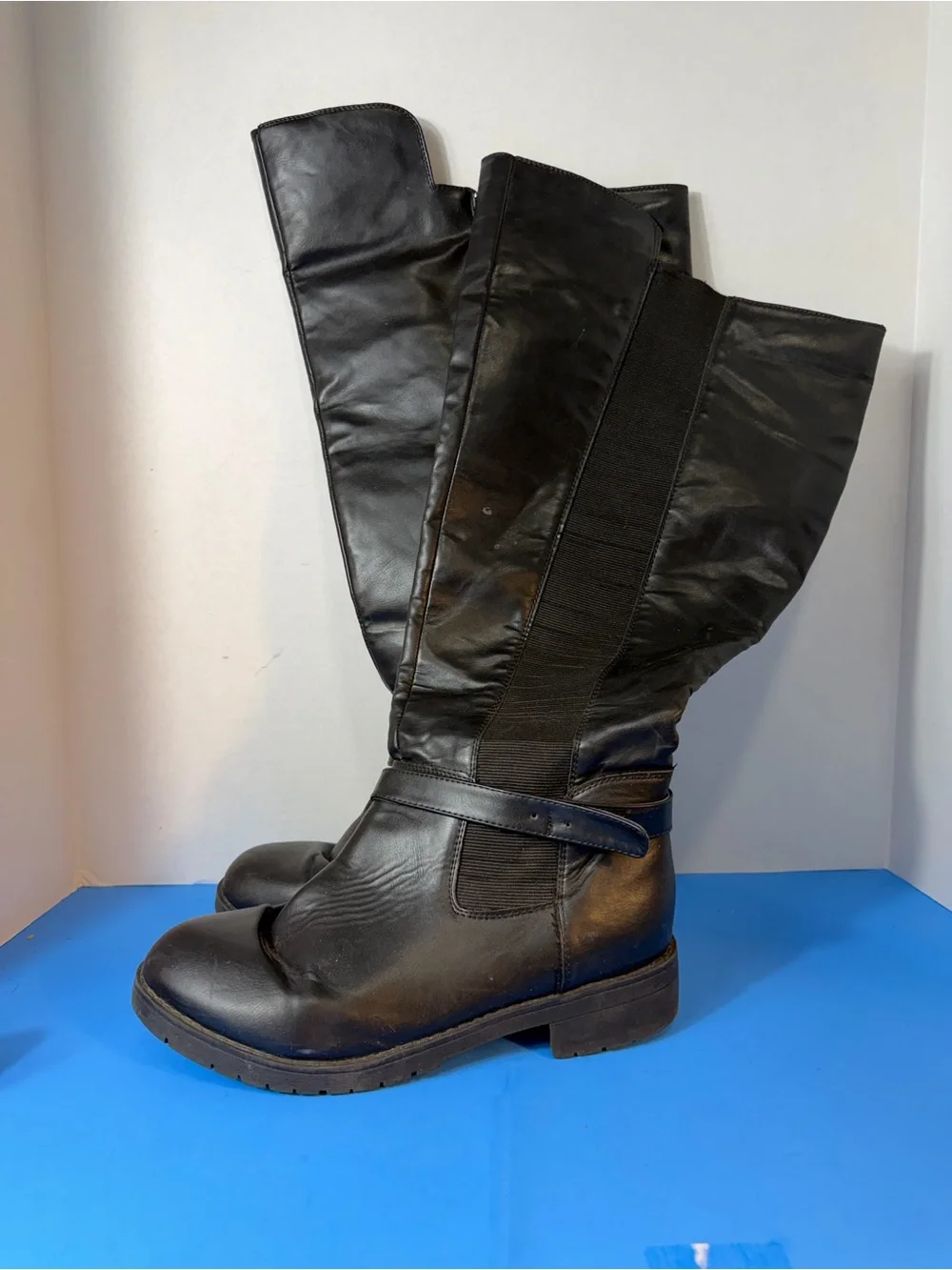 Black Knee-High Leather Riding Boots